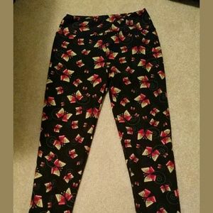 lularoe butterfly leggings